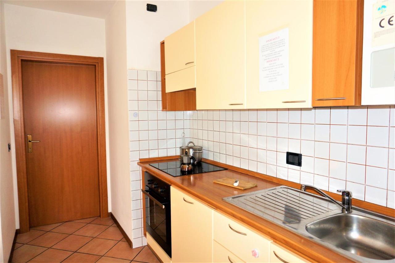 Apartment La Coccinella Riva del Garda Exterior photo
